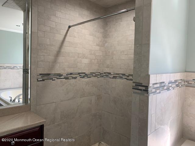 1716 Martin Road Wall, NJ 07719 - Photo 24 of 46 martin37