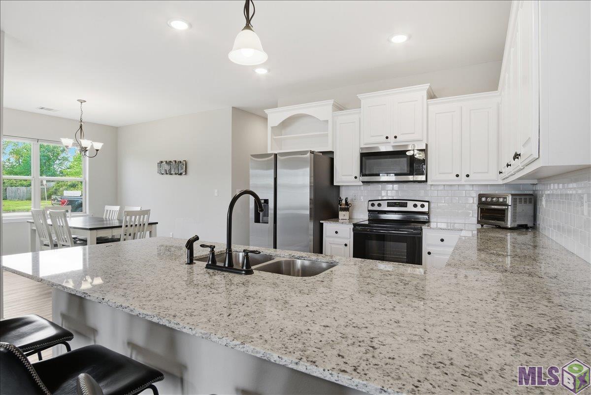 2934 Niccoline Way Baton Rouge, LA 70816 - Photo 3 of 14