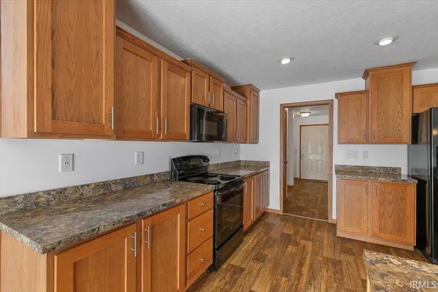 $229,000 | 3319 Highway 236, Anderson, IN 46017