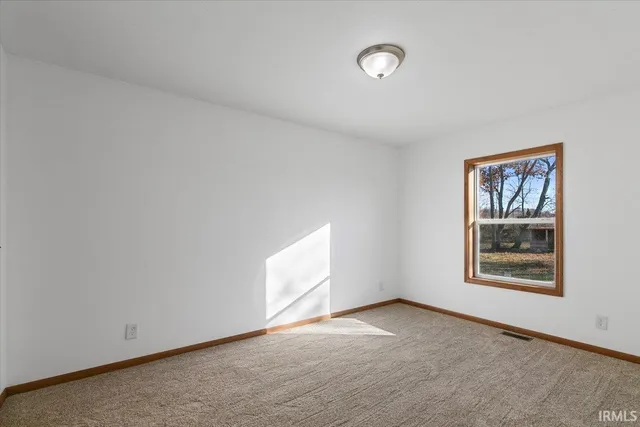 $229,000 | 3319 Highway 236, Anderson, IN 46017