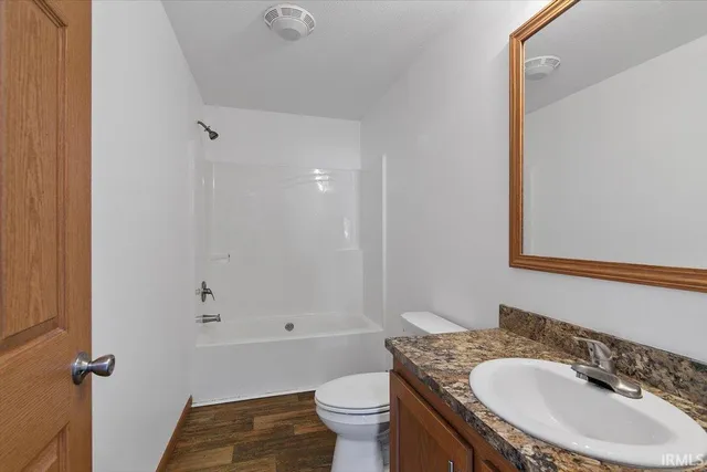 $229,000 | 3319 Highway 236, Anderson, IN 46017