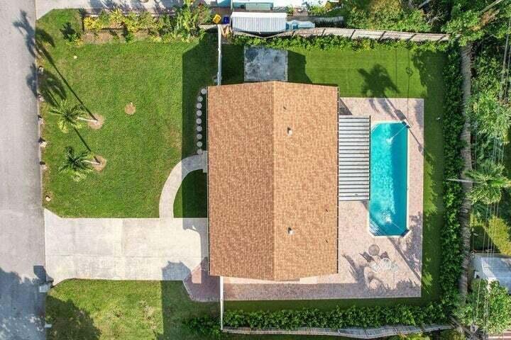 3574 Vagabond Road Lake Worth, FL 33462 - Photo 29 of 31 top view