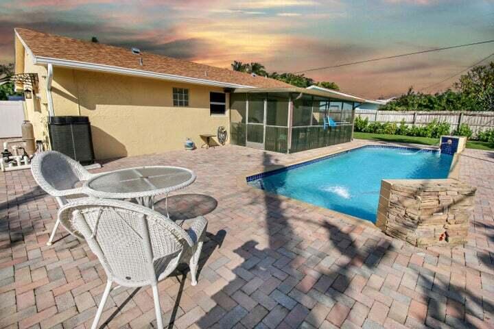 3574 Vagabond Road Lake Worth, FL 33462 - Photo 30 of 31 pool