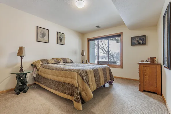 $394,900 | 3474 Woodbridge Court, La Crosse, WI 54601