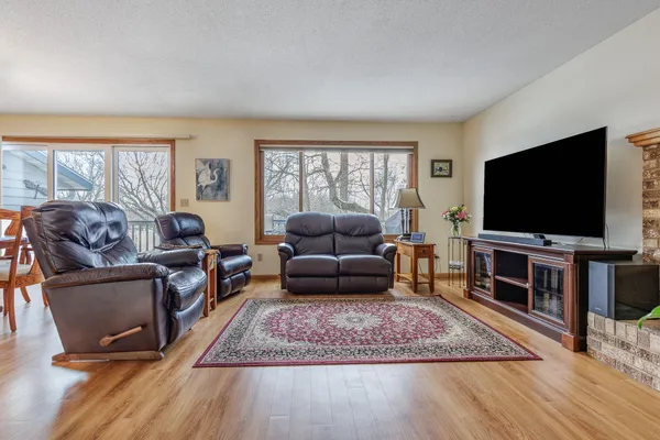 $394,900 | 3474 Woodbridge Court, La Crosse, WI 54601