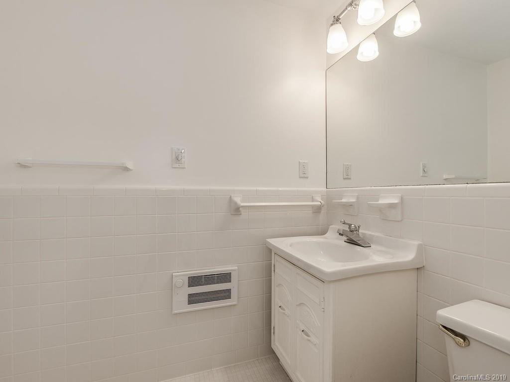 810 Lansdowne Road Charlotte, NC 28270 - Photo 28 of 38 Gallery Image 28