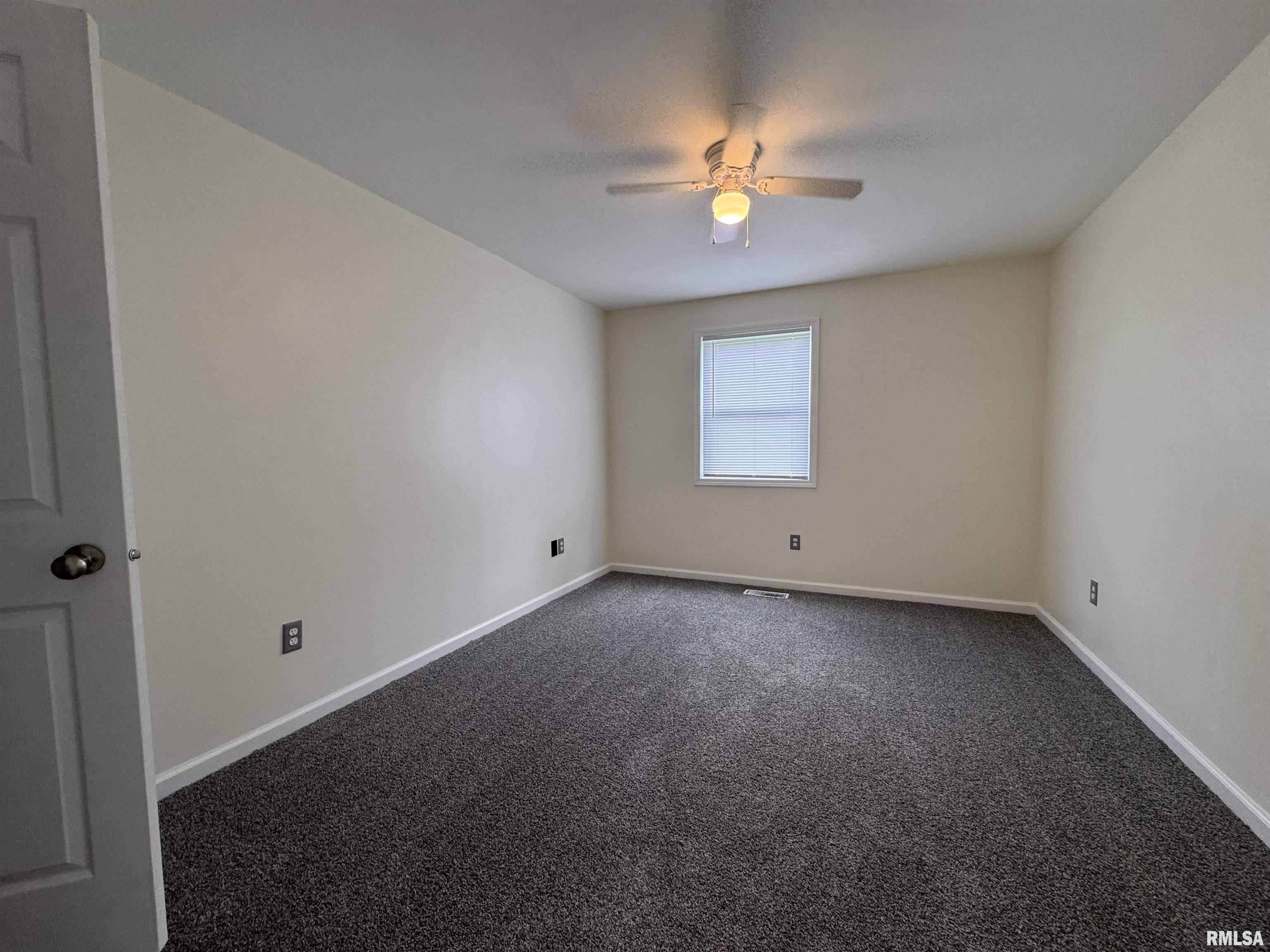 424 West Wheeler Street Macomb, IL 61455 - Photo 11 of 17