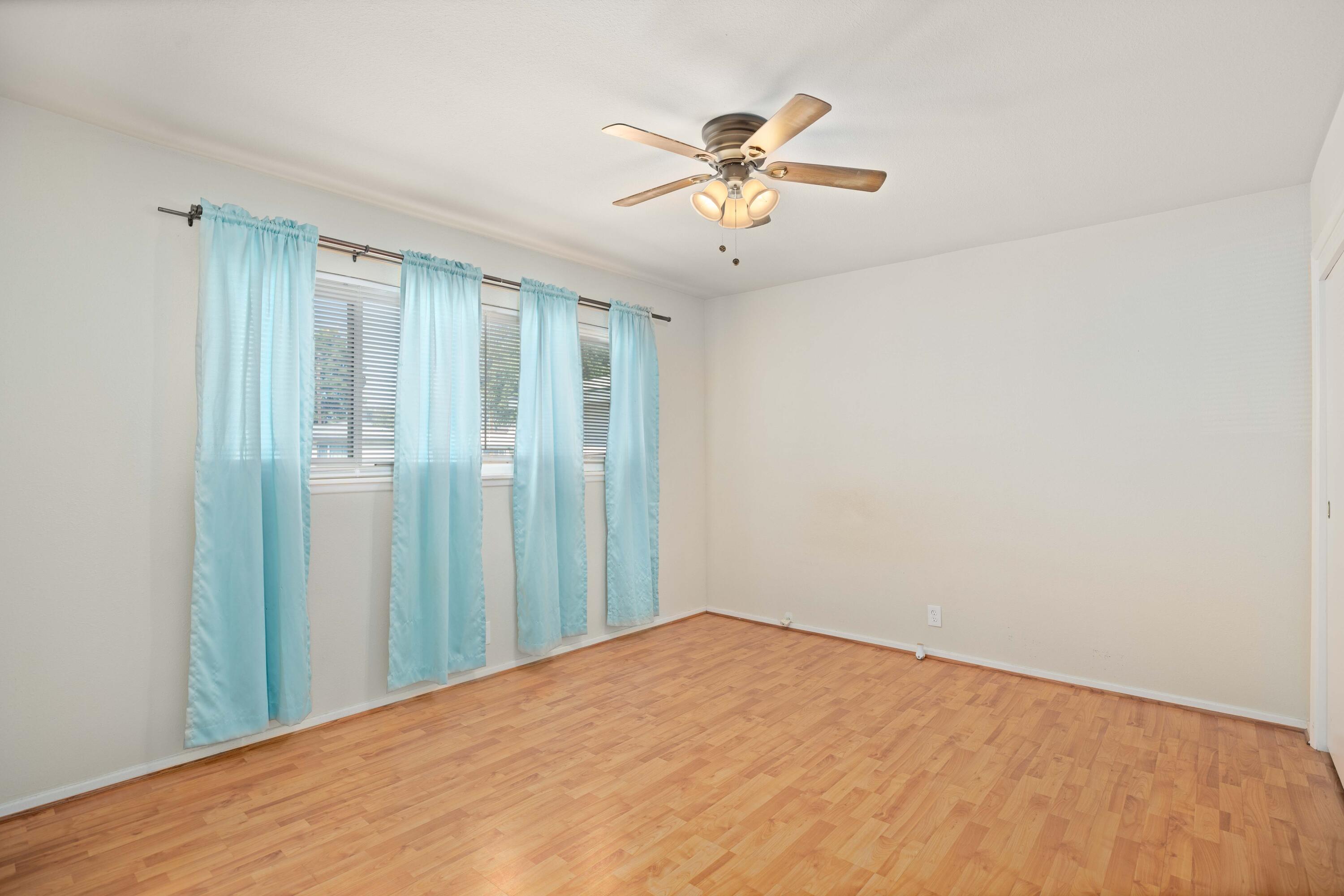 44732 Stanridge Avenue Lancaster, CA 93535 - Photo 16 of 22 44732 Stanridge Ave-16