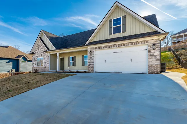 $475,000 | 859 Live Oak Road, Ringgold, GA 30736