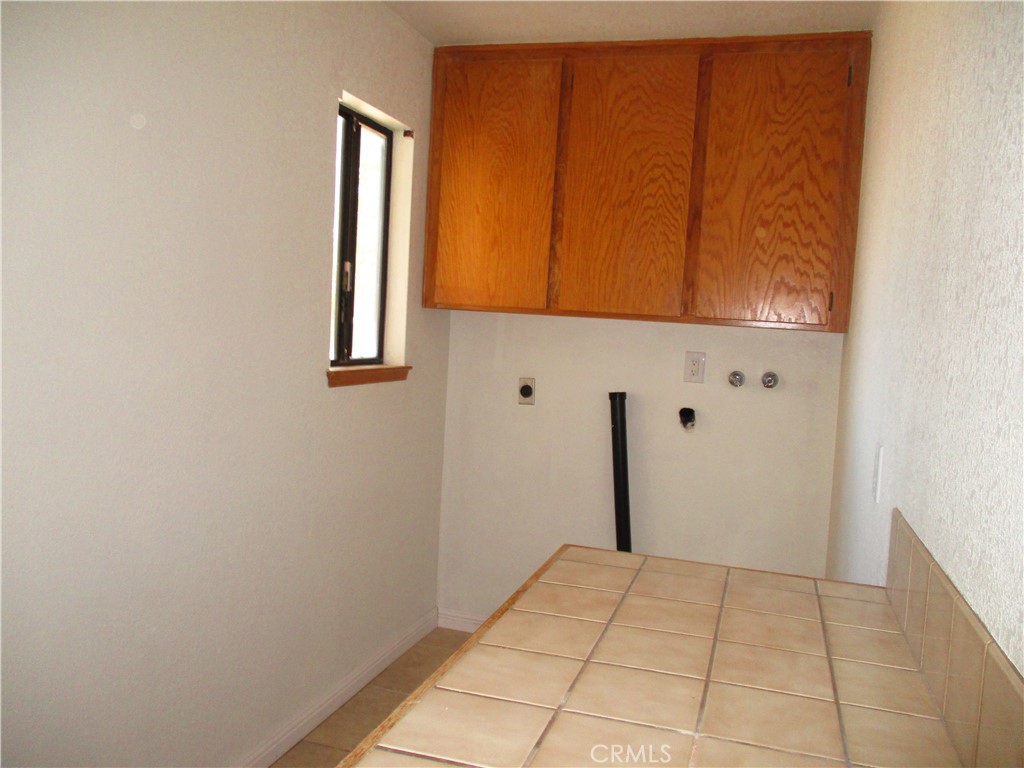 15412 Myalon Road Apple Valley, CA 92307 - Photo 32 of 56