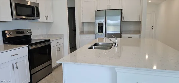 $2,100 | 20291 Caroline Creek Place, Lehigh Acres, FL 33974