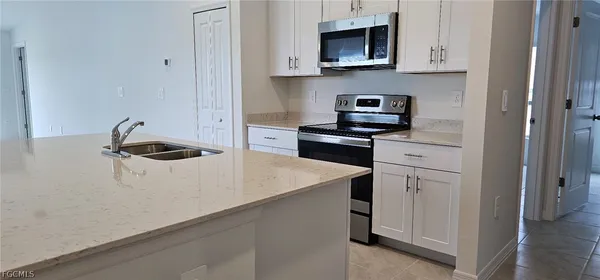 $2,100 | 20291 Caroline Creek Place, Lehigh Acres, FL 33974