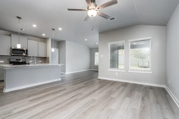 $2,050 | 17877 Stone Terrace Lane, Montgomery, TX 77316