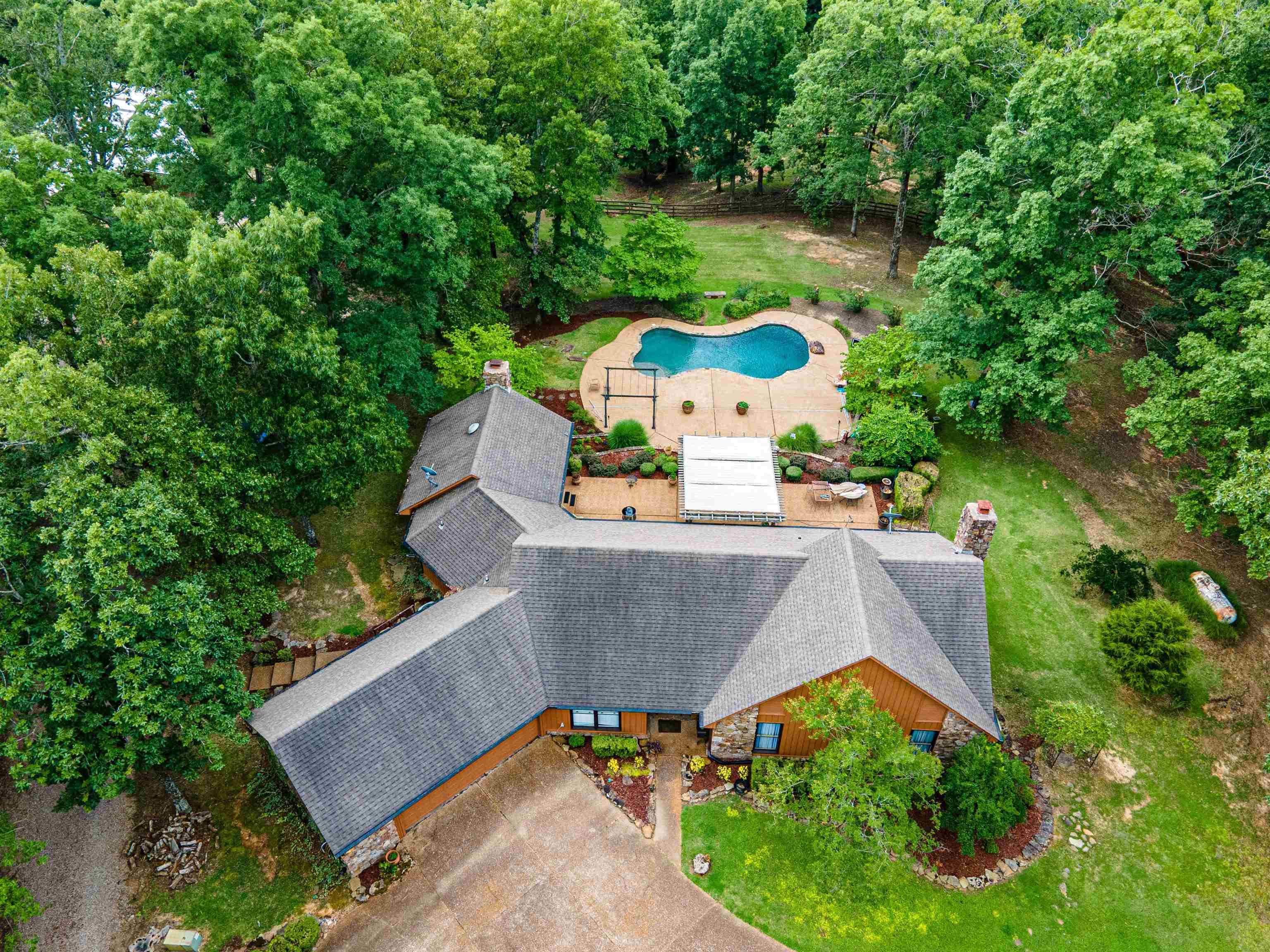 3255 Pittman Road Somerville, TN 38068 - Photo 2 of 35