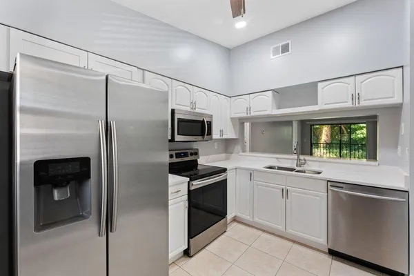 $2,500 | 3139 Millwood Terrace, Unit 2240, Boca Raton, FL 33431