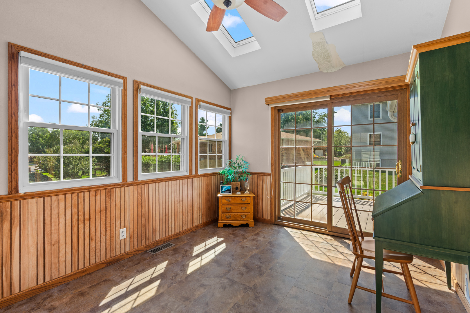 6119 Utica Ridge Road Davenport, IA 52807 - Photo 27 of 28 Gallery Image 27