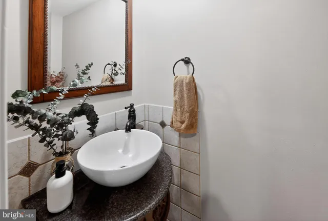 $485,000 | 46 Rampart Drive, Chesterbrook, PA 19087