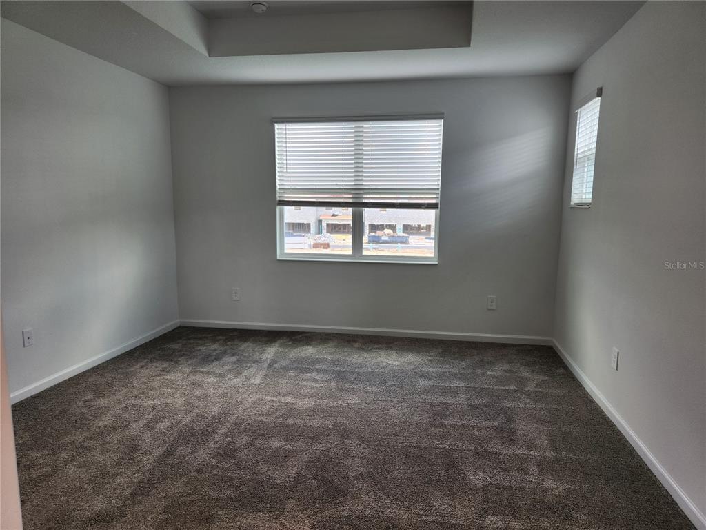 203 Bogey Drive Davenport, FL 33896 - Photo 20 of 41 an empty room with a window
