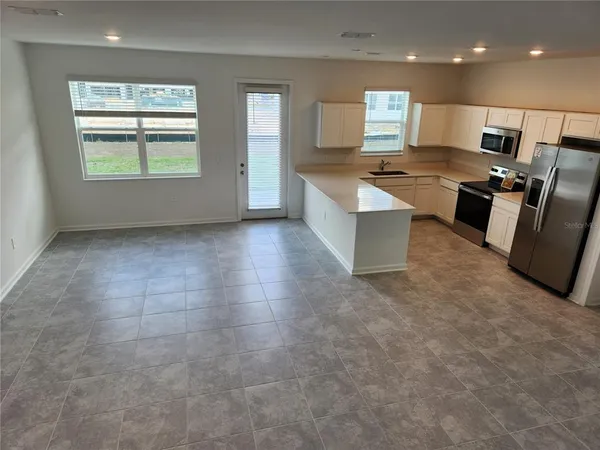 $2,350 | 203 Bogey Drive, Davenport, FL 33896