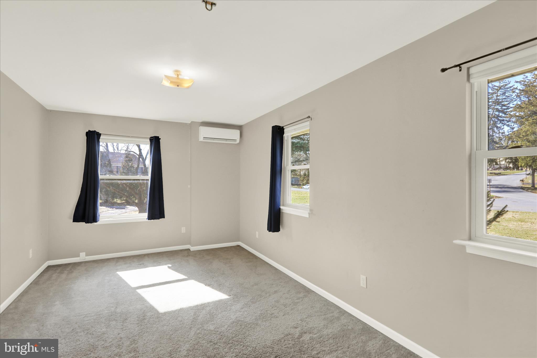 302 South Tulpehocken Road Reading, PA 19601 - Photo 14 of 44 an empty room with windows and closet