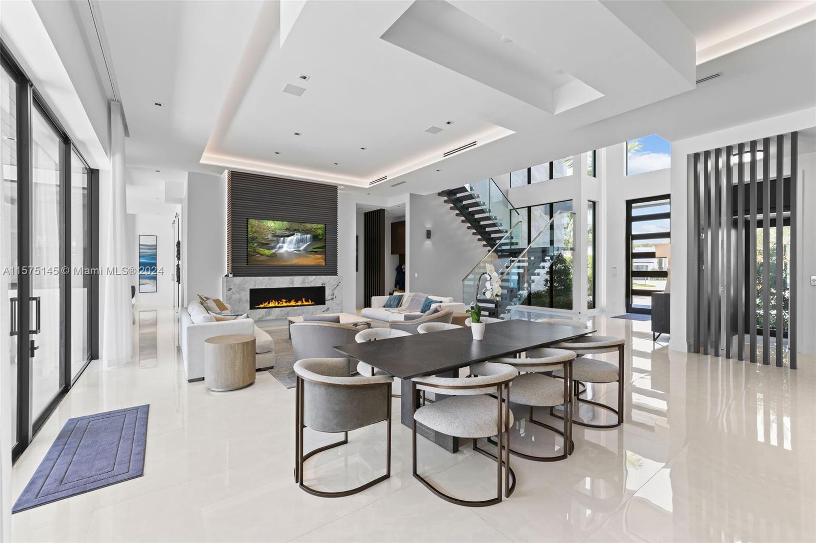 749 Bamboo Drive Boca Raton, FL 33432 - Photo 7 of 91 a view of a dining room with furniture