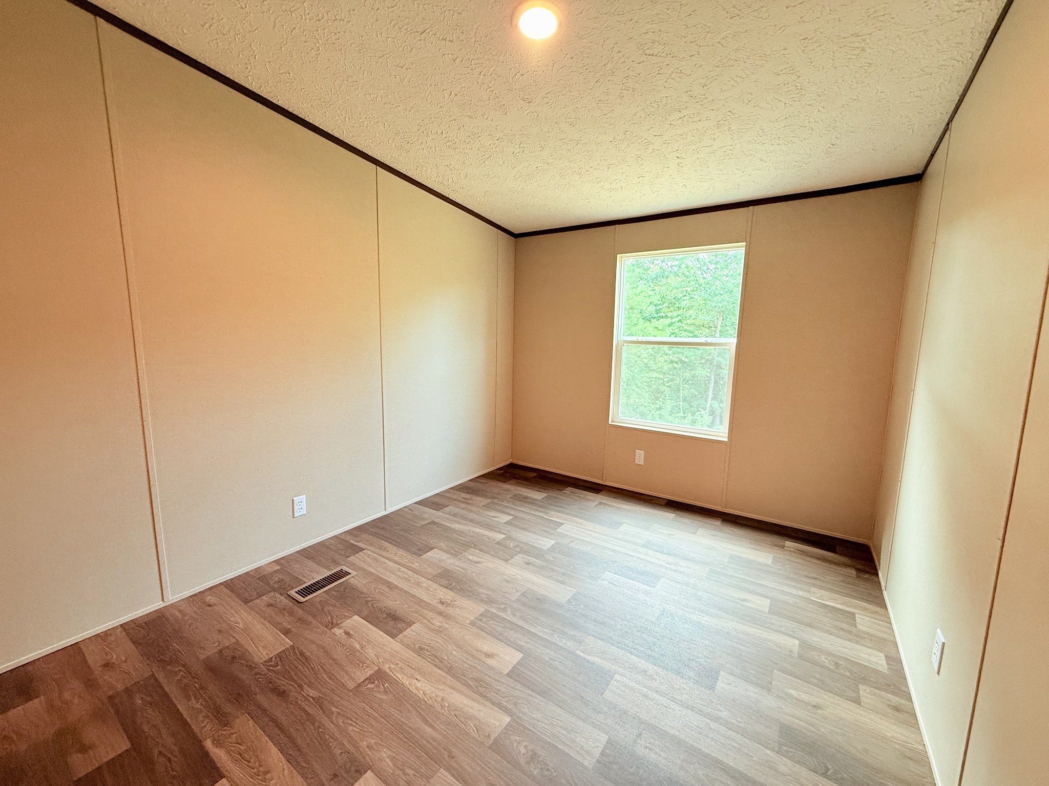 2548 Stone Man Road McMinnville, TN 37110 - Photo 15 of 23