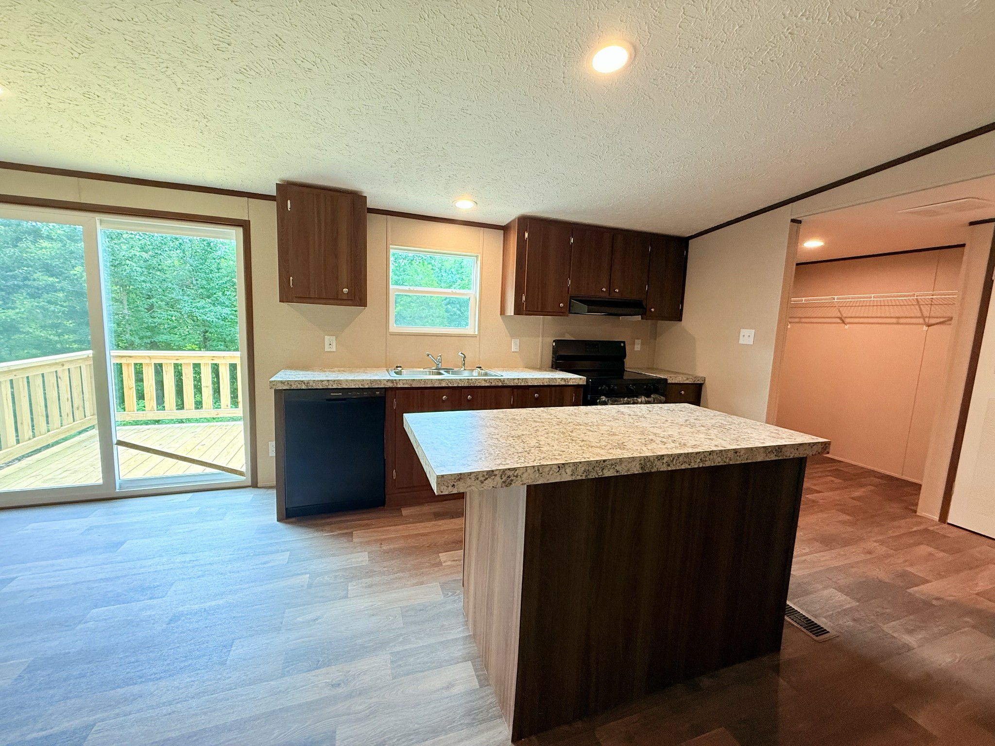 2548 Stone Man Road McMinnville, TN 37110 - Photo 5 of 23