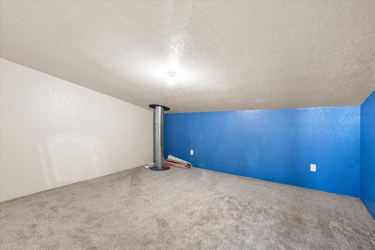 14242 Geppert Road Eagle Point, OR 97524 - Photo 22 of 54 Bonus Room 2