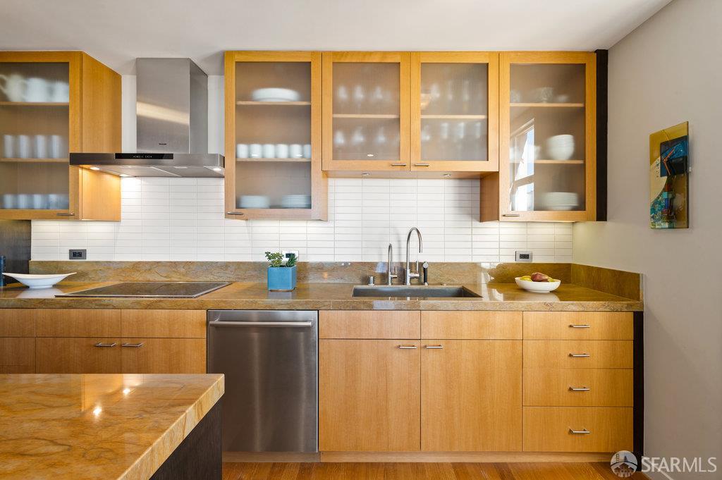 2200 Pacific Avenue, Unit 9A San Francisco, CA 94115 - Photo 2 of 12