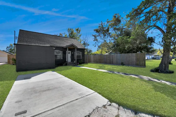 $199,900 | 115 Morrell Street, Baytown, TX 77520