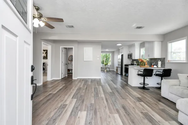 $199,900 | 115 Morrell Street, Baytown, TX 77520