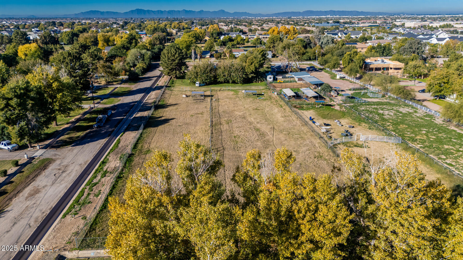 Xxx East Appleby Road Gilbert, AZ 85298 - Photo 3 of 16 a view of an outdoor space