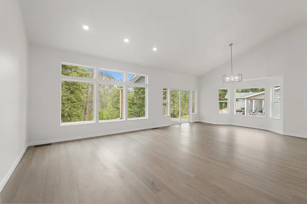 $485,000 | 2528 Canyon Crest Way, Unit 1, Chewelah, WA 99109