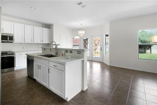 $410,000 | 1425 Sweet Lane, Edinburg, TX 78539
