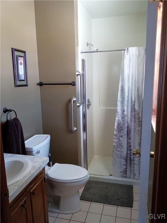 131 Schrawder Road Sunbury, PA 17801 - Photo 13 of 20 ensuite bath