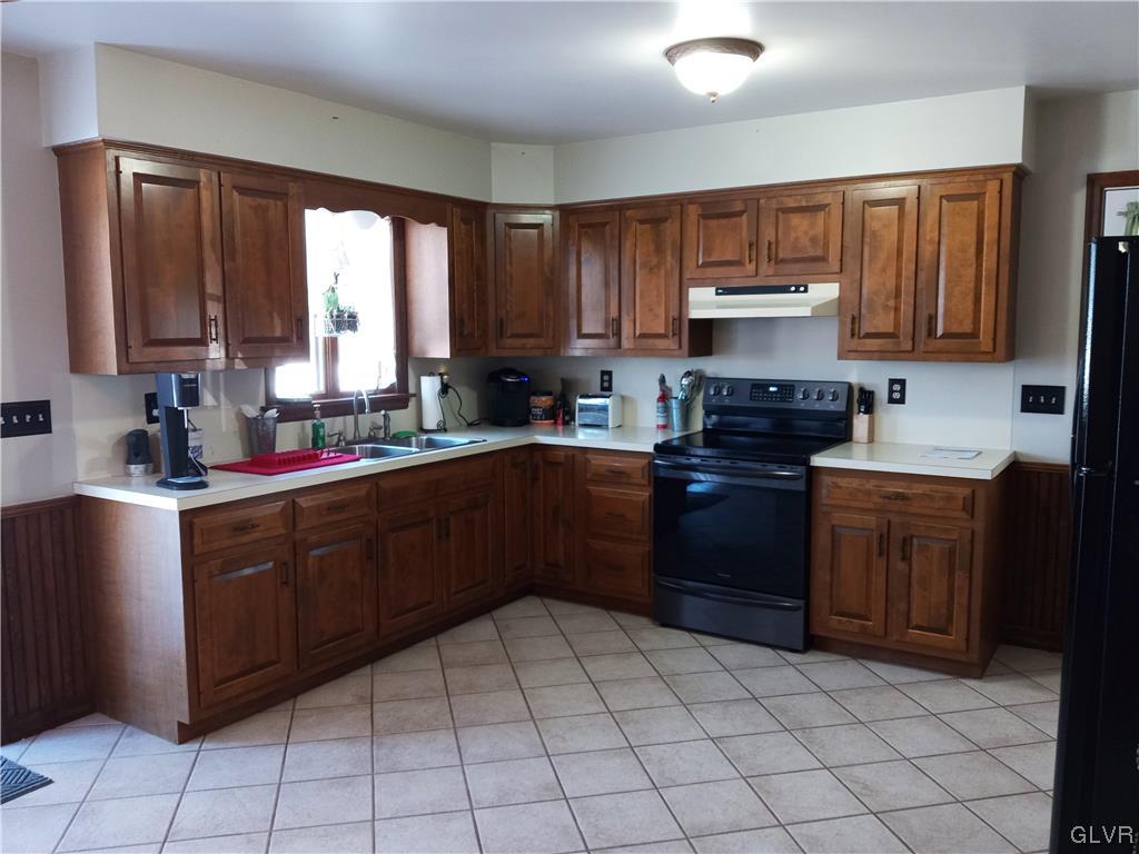 131 Schrawder Road Sunbury, PA 17801 - Photo 7 of 20 kitchen 1
