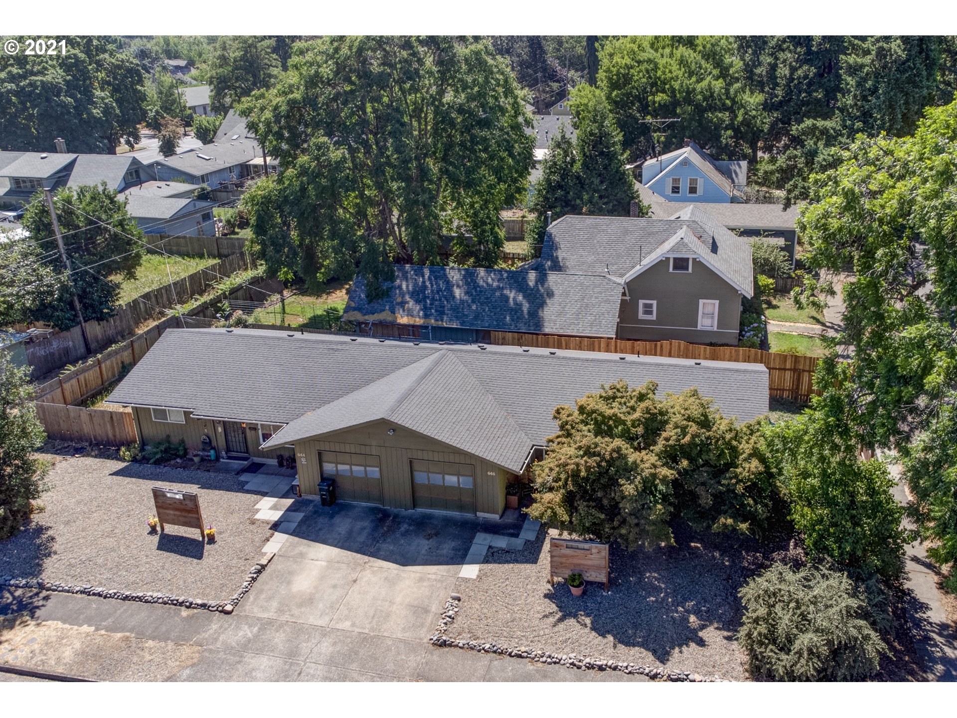 644 8th Street Springfield, OR 97477 - Photo 1 of 32