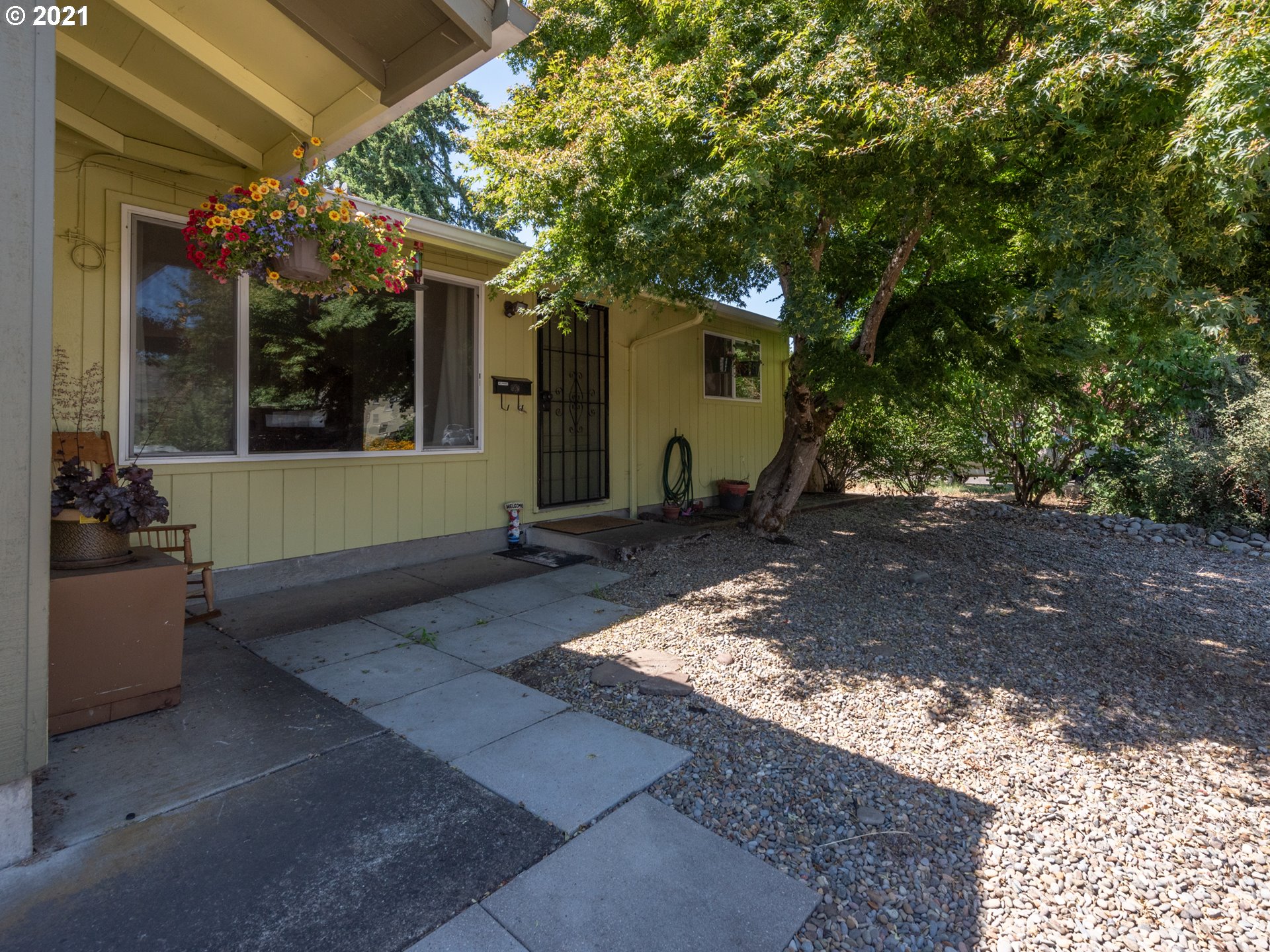 644 8th Street Springfield, OR 97477 - Photo 17 of 32
