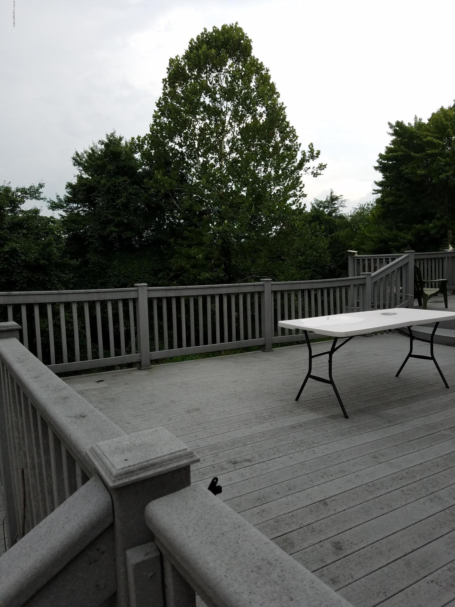 311 Edgemont Road Stroudsburg, PA 18360 - Photo 17 of 19 20170818_153154
