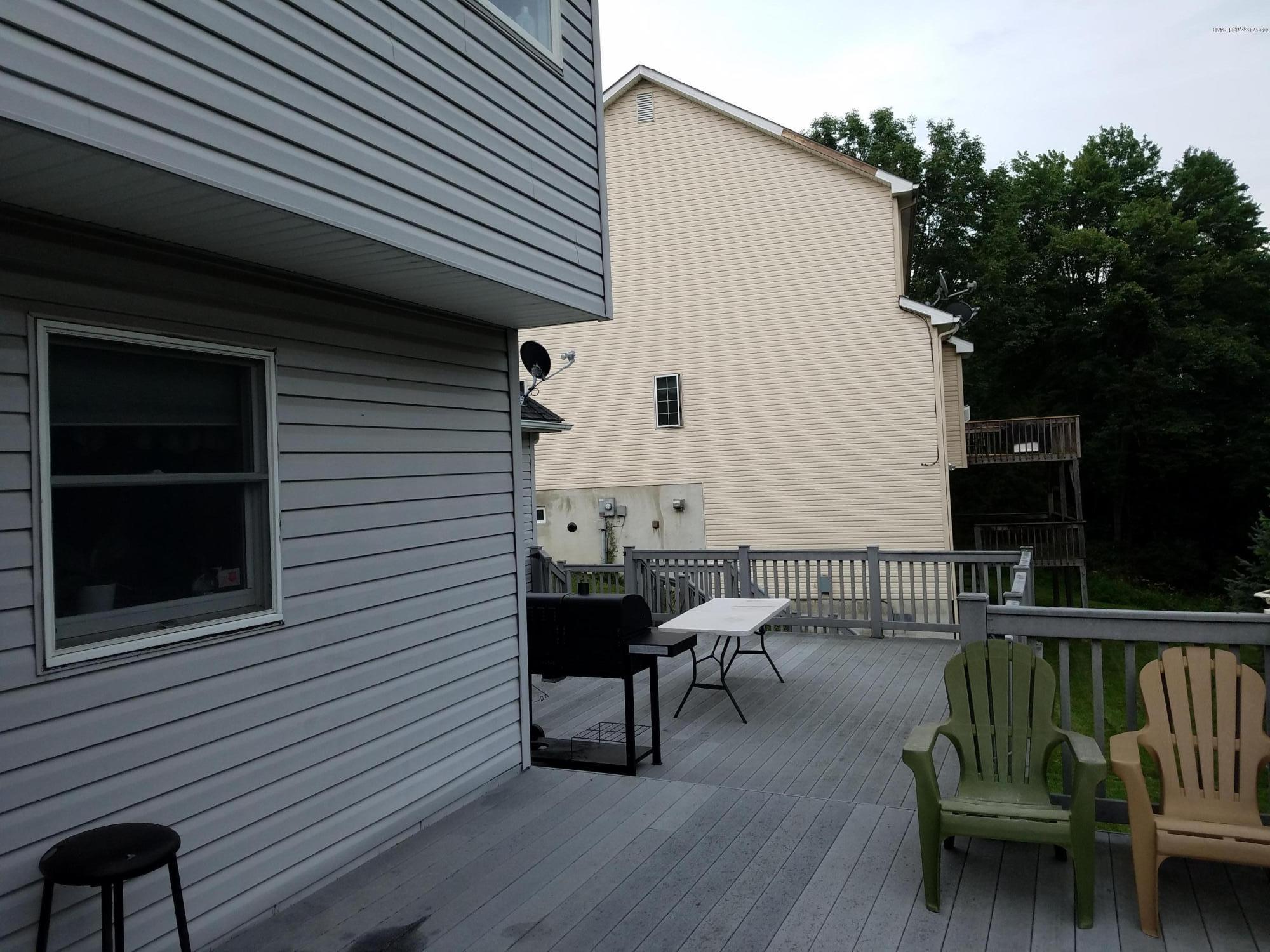 311 Edgemont Road Stroudsburg, PA 18360 - Photo 18 of 19 20170818_153240