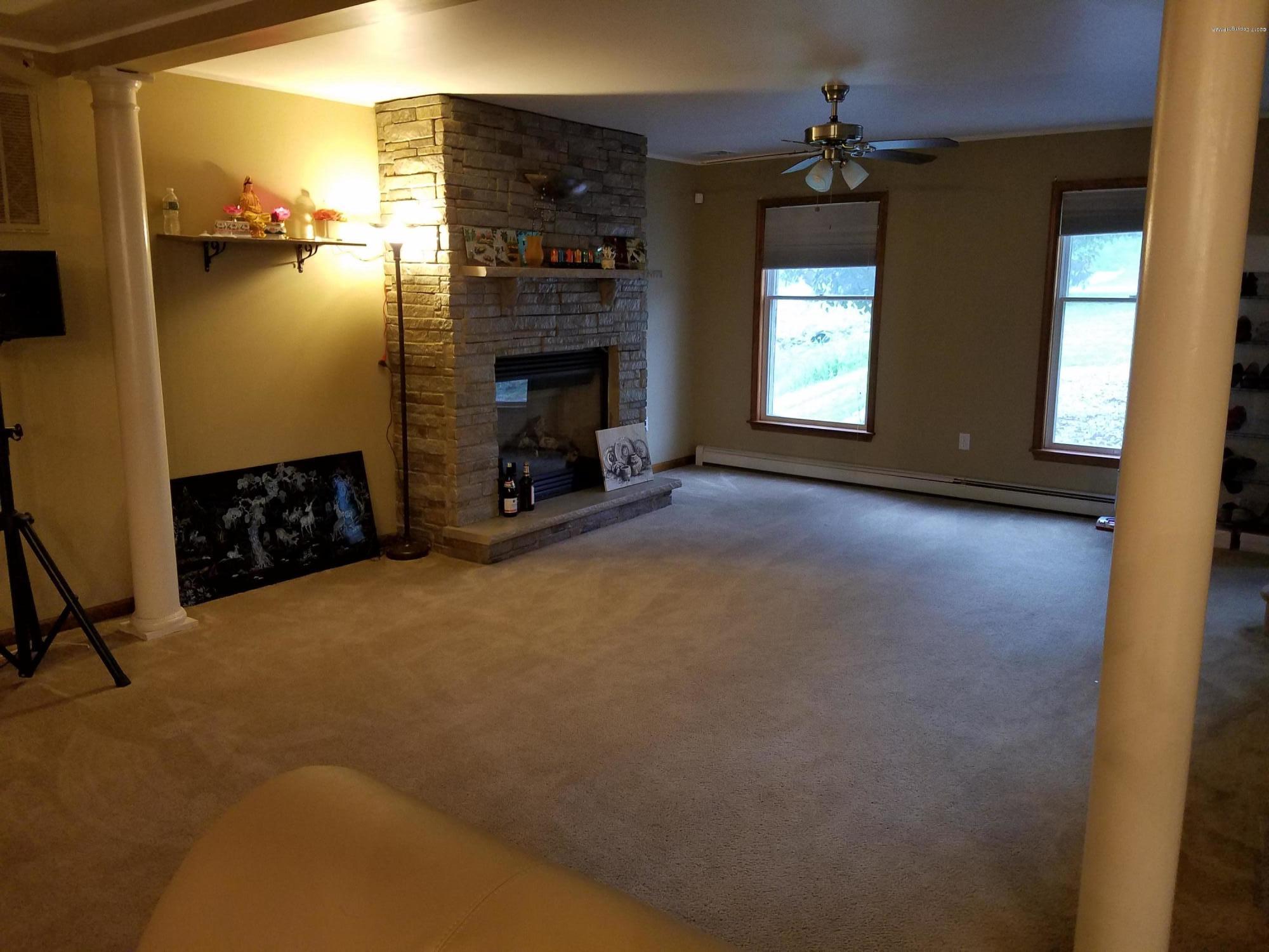 311 Edgemont Road Stroudsburg, PA 18360 - Photo 4 of 19 20170818_155203