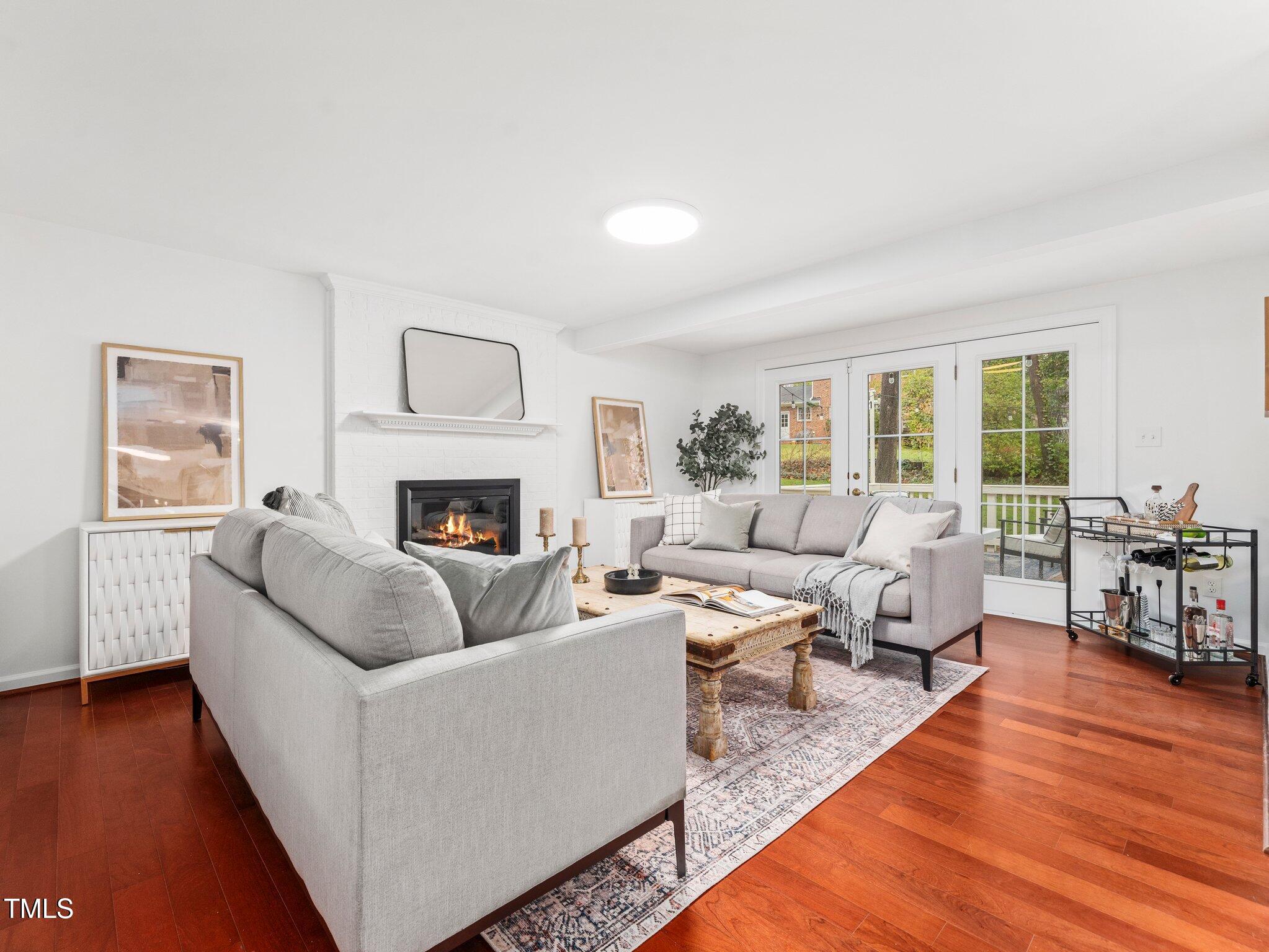 4532 Wingate Drive Raleigh, NC 27609 - Photo 12 of 42 Family Room