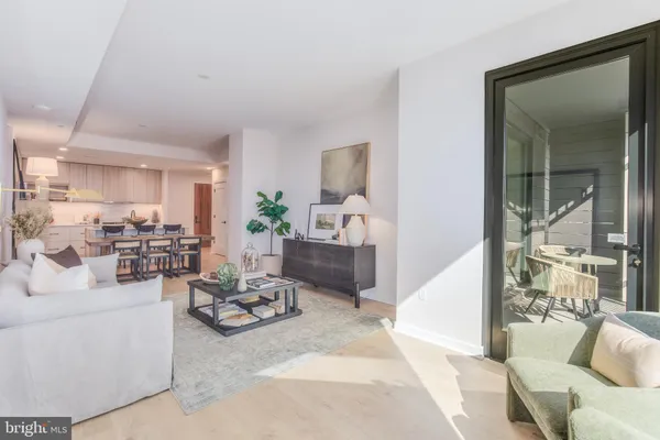 $810,000 | 255 West Falls Station Boulevard, Unit 603, Falls Church, VA 22043