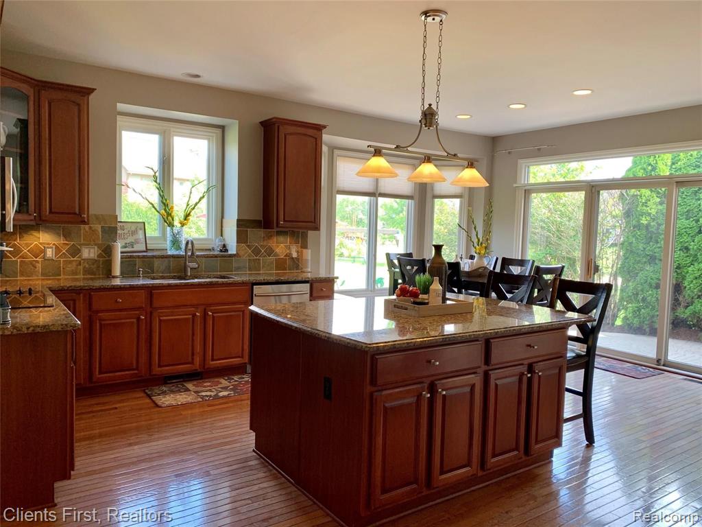 48467 Inveraray Road Canton, MI 48188 - Photo 19 of 55