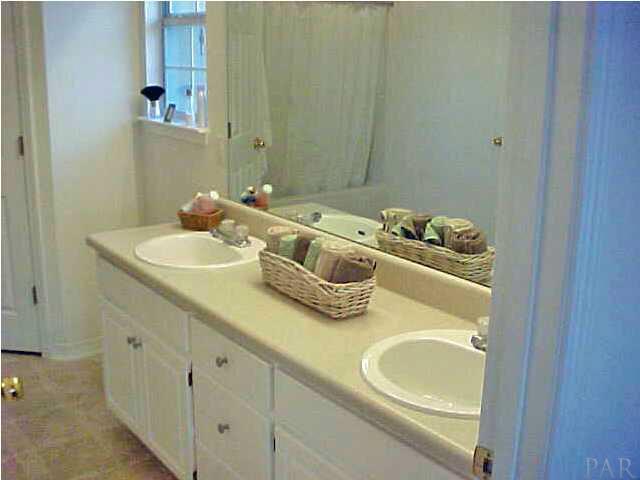 4647 Hamilton Bridge Road Pace, FL 32571 - Photo 7 of 8 Gallery Image 7