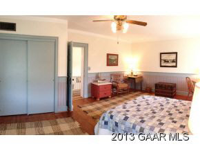 1766 Moffett Branch Road Churchville, VA 24421 - Photo 27 of 32 a living room with furniture