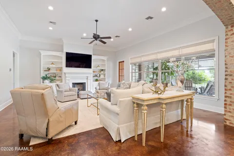 $650,000 | 1701 Squirrel Run Drive, New Iberia, LA 70560