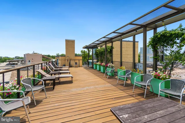 $2,100 | 5410 Connecticut Avenue Northwest, Unit 604, Washington, DC 20015