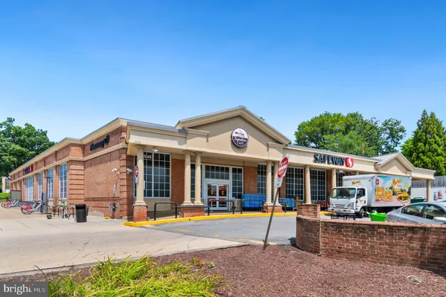 $2,100 | 5410 Connecticut Avenue Northwest, Unit 604, Washington, DC 20015