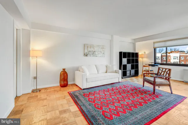 $2,100 | 5410 Connecticut Avenue Northwest, Unit 604, Washington, DC 20015